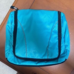 eBags toiletry bag.